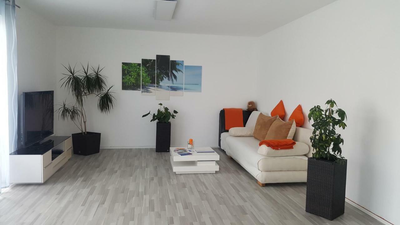 Moderne Neubau Ferienwohnung Кассель Экстерьер фото