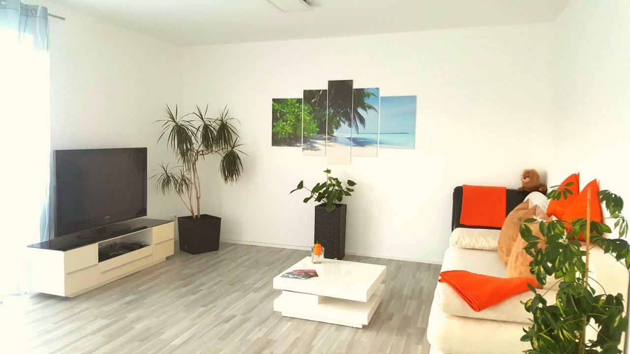 Moderne Neubau Ferienwohnung Кассель Экстерьер фото