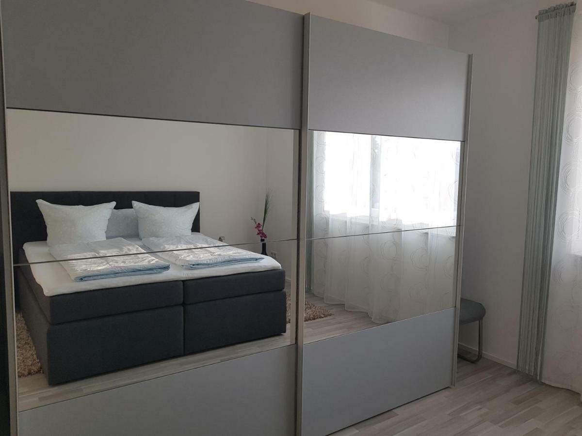 Moderne Neubau Ferienwohnung Кассель Экстерьер фото